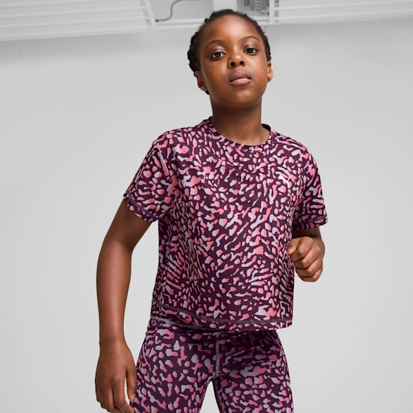 Wyślij dziecięcy t-shirt Puma - krótki fason, styl i komfort dla małych sportowców!